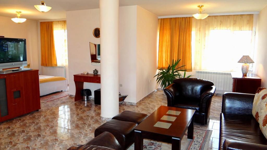Hotel Markita Velingrad Quarto foto