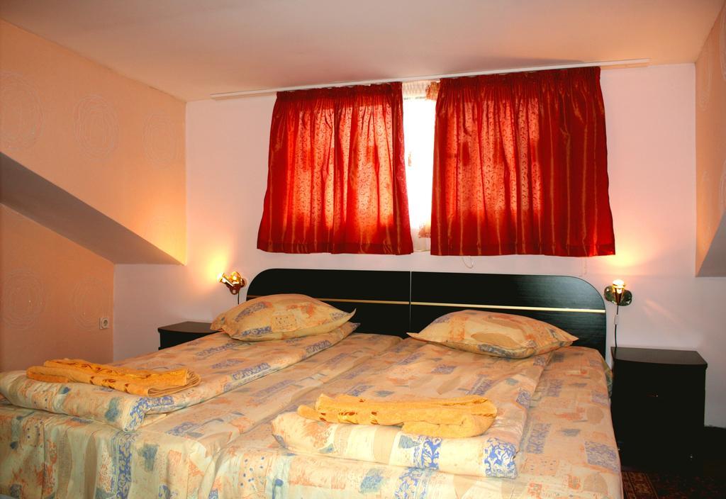 Hotel Markita Velingrad Quarto foto