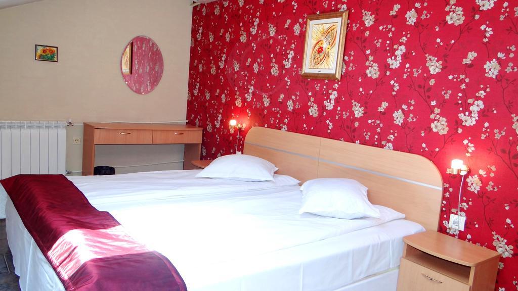 Hotel Markita Velingrad Quarto foto