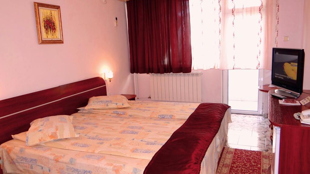 Hotel Markita Velingrad Quarto foto