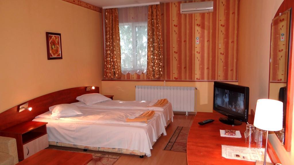 Hotel Markita Velingrad Quarto foto